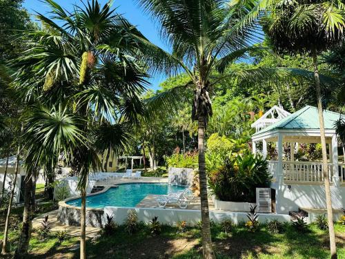 Blue Paradise House Roatan in Sandy Bay