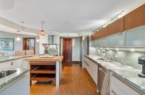 A Jupiter Gem 2 bedroom 2 bathroom apartment in Jupiter Inlet Beach Colony, USA