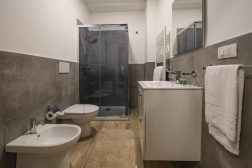Double Room image 2