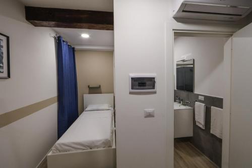 Superior Double Room image 1