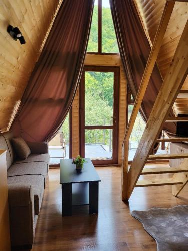 A-Frame Bella in Marga