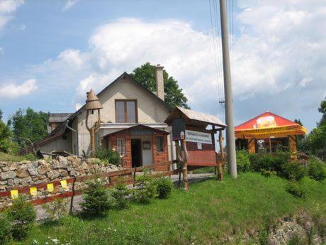 Penzion Na Kovárně (Penzion Na Kovarne) in 布蘭納