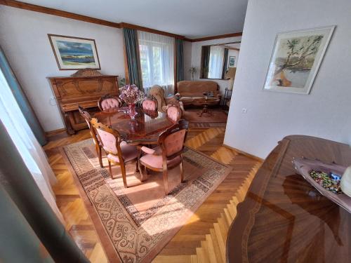 Home B&B - image 11