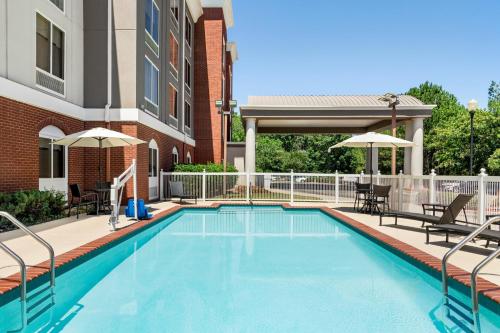 Holiday Inn Express Birmingham Irondale East By IHG - 수영장