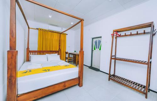 Shinestar Villa Mirissa - image 2