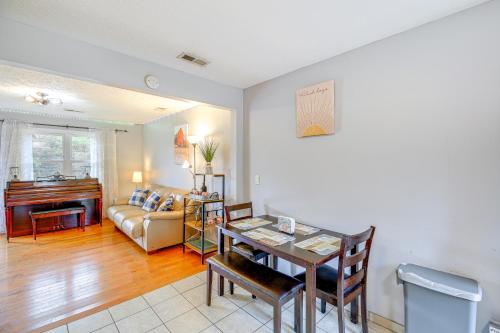 Peaceful and Pet-Friendly Retreat in Elizabethton! in Elizabethton, USA