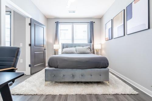 Spacious Apartment Minutes to Downtown Nashville! Perfect For Extended Stays! Free Parking, Pet-Friendly, High-Speed Wi-Fi! in Nashville, USA