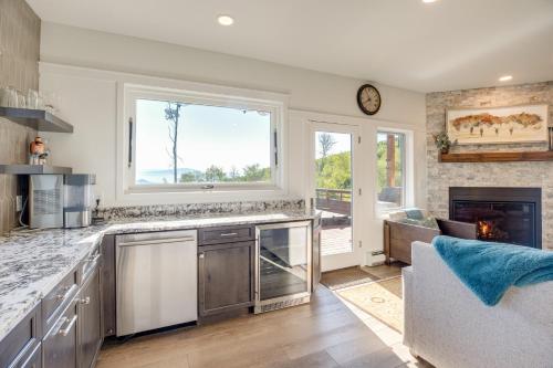 Modern Cabin with Balcony Views and Fireplace! - image 6