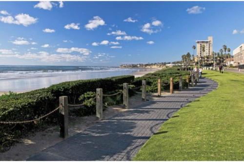 Ocean Breeze 2 bedroom in San Diego, USA