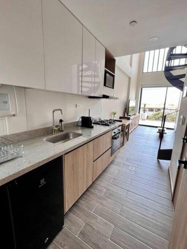 Rooftop & Pool! Beautiful loft in Cartagena Center, Cartagena de Indias (zdjęcie 4)