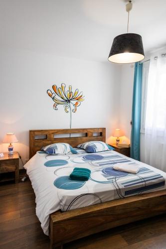 Aux coquelicots sauvages near Nantes Atlantique repülőtér