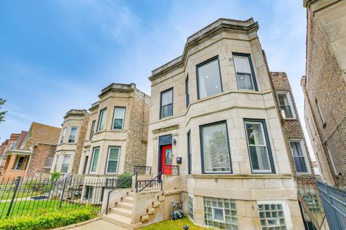 Chic Chicago Getaway with Deck, 7 Mi to Downtown! - Tap to explore photos
