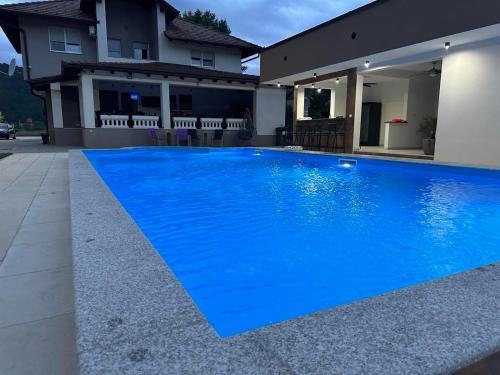 Amal Grand Villa - Location, gîte - Bihać