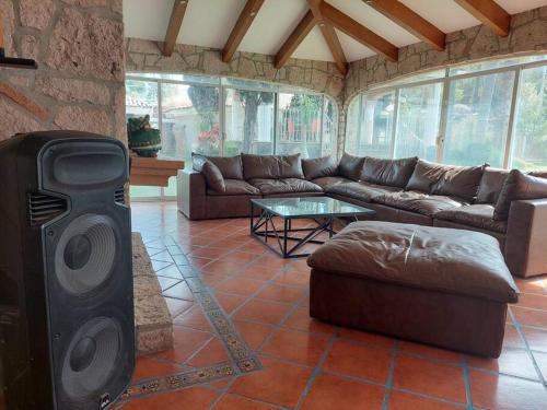 Casa con alberca in Lomas de Santa Anita
