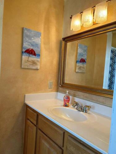 New Listing - Sandy-Dune - Close to Beach, Gulf, Restaurants in Santa Rosa Beach, USA