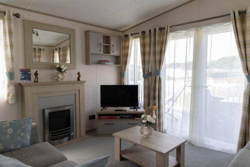 Hiba Luxury Lodge At Parkdean Cayton Bay Holiday Park - Scarborough