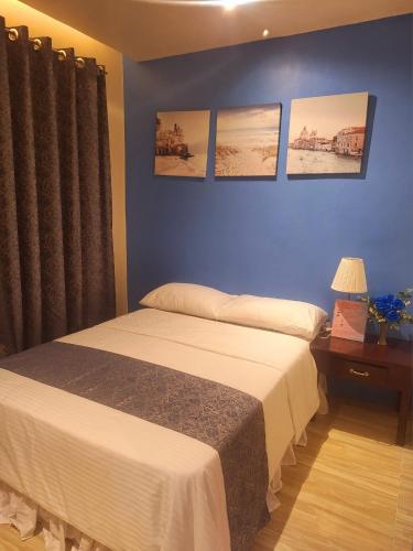 Irabella Travellers Inn Room Type - Deluxe Queen Room