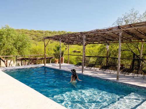 Rancho BX, Propiedad completa, el triunfo bcs con alberca, El Triunfo