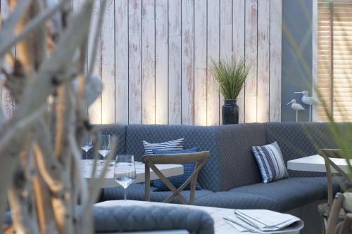 Hotel Am Medemufer - main image