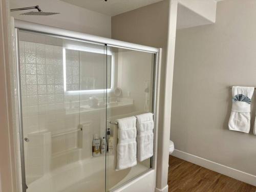 Cozy Resort-Style Experience - Garden View, Los Angeles (photo 2)