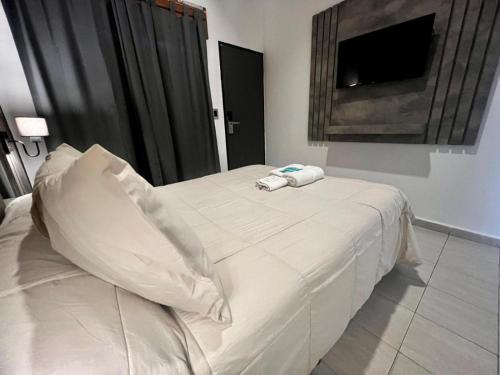 Double Room image 3