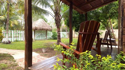 Bacalar La Fortuna Cabañas a 300m de la Laguna in Bacalar, Mexico