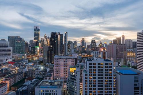 The Echelon Sukhumvit 11 by LeFoyer