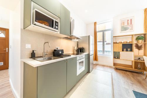 المرافق, Le Marietton appartement cosy à deux pas du métro Valmy (Le Marietton appartement cosy a deux pas du metro Valmy) in 9e arrondissement