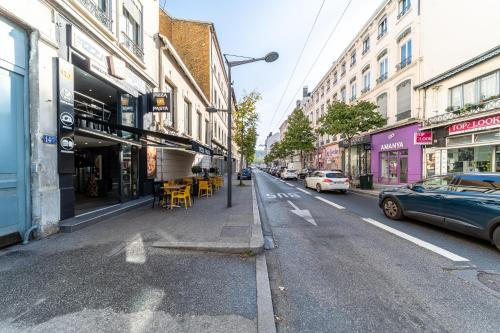 المنطقة المحيطة, Le Marietton appartement cosy à deux pas du métro Valmy (Le Marietton appartement cosy a deux pas du metro Valmy) in 9e arrondissement