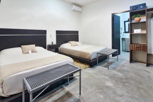 2 double beds