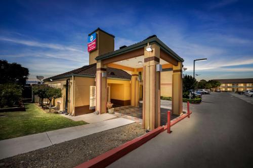 SureStayPlus Hotel by Best Western San Jose Central City