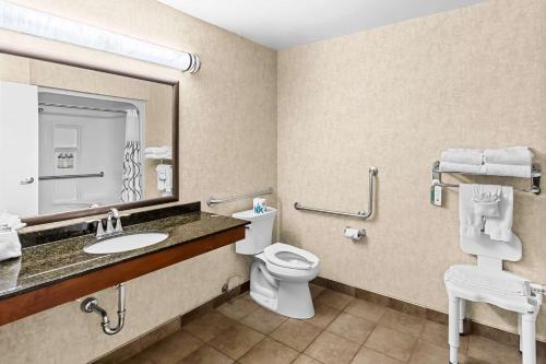 C'mon Inn - image 17