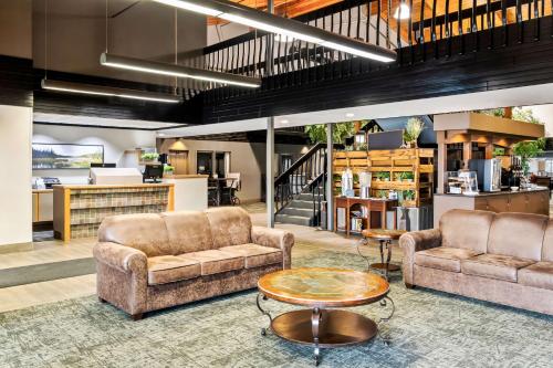 Heartland Inn & Suites, SureStay Collection by Best Western in Park Rapids, USA