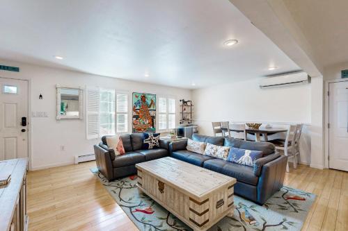 Bird Street Breeze Bird Street Breeze