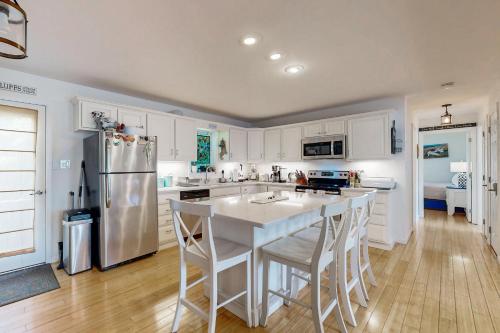 Bird Street Breeze Bird Street Breeze