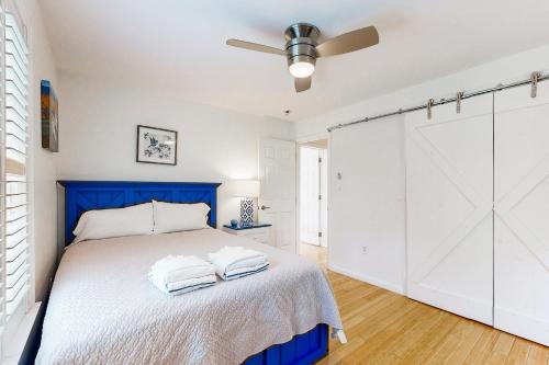 Bird Street Breeze Bird Street Breeze