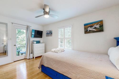 Bird Street Breeze Bird Street Breeze