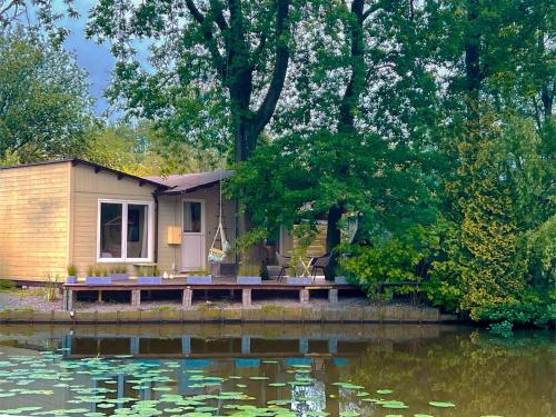 外部景觀, Charlies Chalet in 赫爾