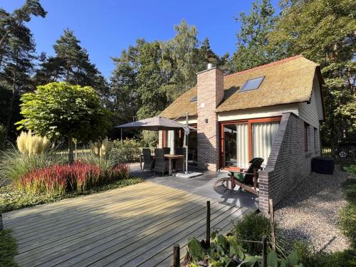 De Lelie gîte à louer Opgrimbie