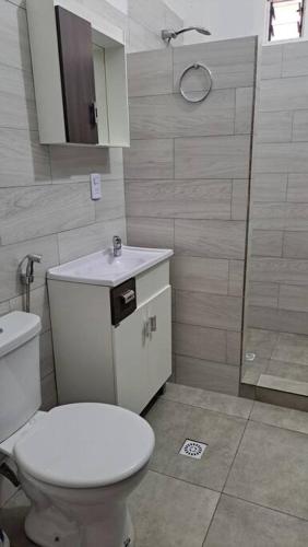 One-Bedroom Apartment image 10