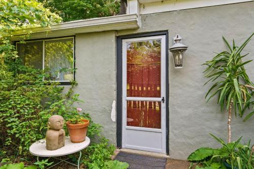 The Cottages on Orchard - Songbird Cottage in Wilmington, USA