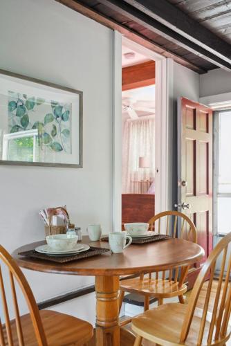 The Cottages on Orchard - Songbird Cottage in Wilmington, USA