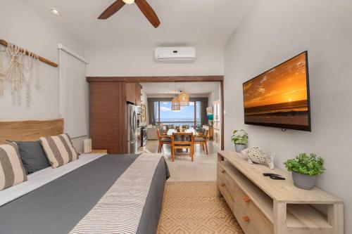 Unique BEACH FRONT condo with concierge in San José del Cabo, Mexico