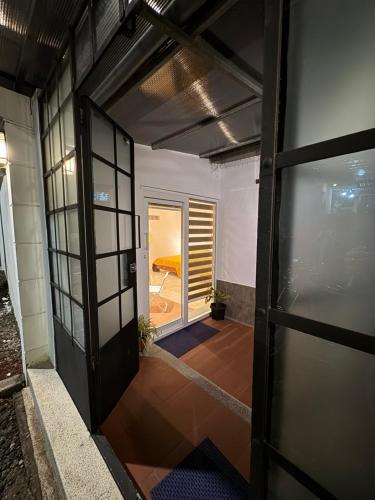 Kadmiel home