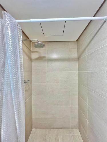 BE Residences Luxury Studio Apartments, AC, Pool, Gym BE Residences Luxury Studio Apartments, AC, Pool, Gym