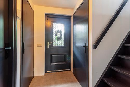 Casa Black Nature in โฮลเตน