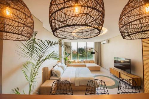 Titans Guesthouse Studio P in Batroun