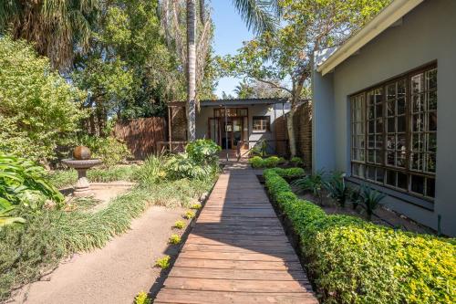 Garden, Palm Tree Manor in Berea