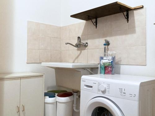 Superior Apartment image 1