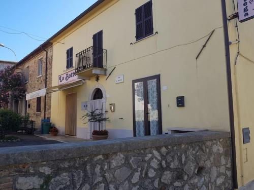 Балкон, Casa di Luca Catabbio in Семпроньяно